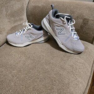 NWOT Men's Gray New Balance 619 Sneakers - Size 10